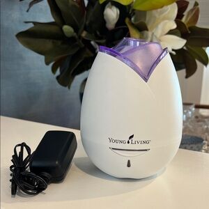 Young Living White and Purple Aroma Diffuser